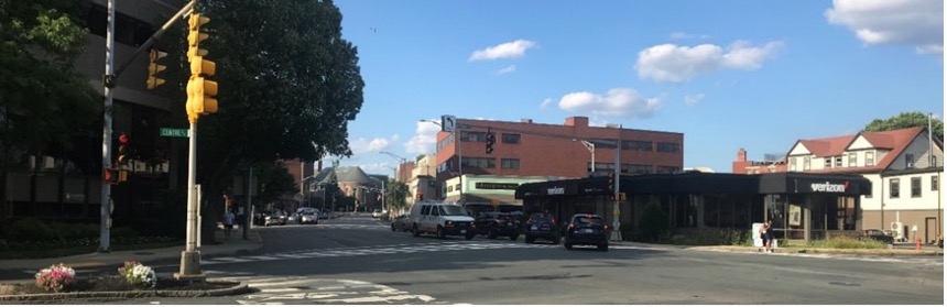 Figure 3
Verizon Store on Northeast Corner of Intersection Figure 3
Verizon Store on Northeast Corner of Intersection