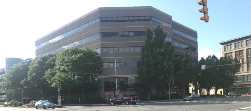 Figure 4
Commerce Place on Northwest Corner of Intersection
Figure 4
Commerce Place on Northwest Corner of Intersection